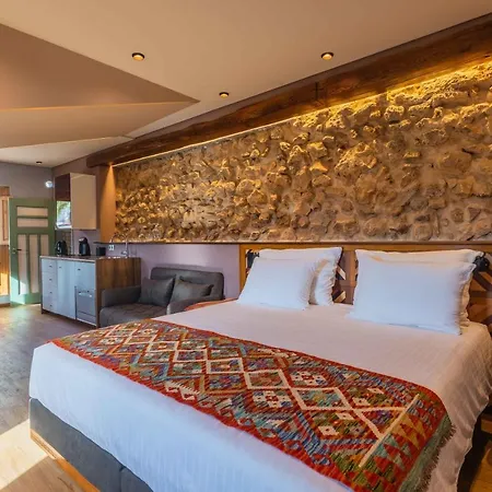 Отель Origens Urban Retreat Adults Only 3*
