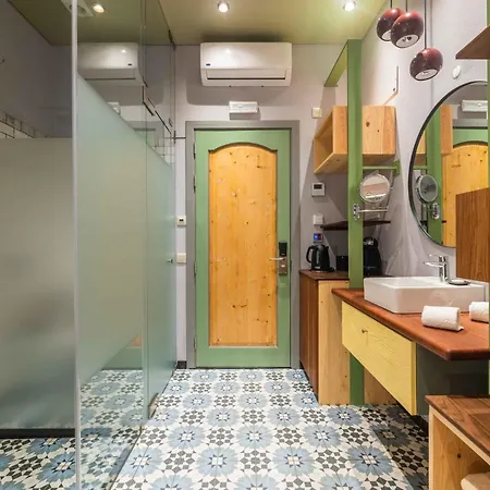 Origens Urban Retreat Adults Only فندق البوفيرا