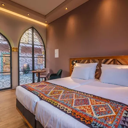 Hotel Origens Urban Retreat Adults Only 3*