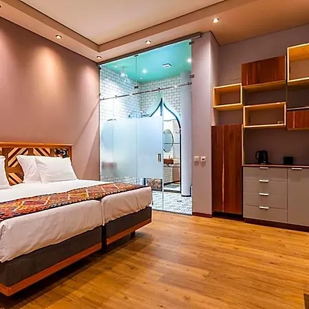 فندق Origens Urban Retreat Adults Only البوفيرا