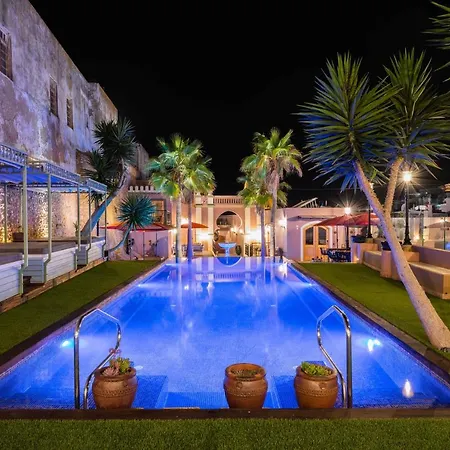 Origens Urban Retreat Adults Only מלון 3*